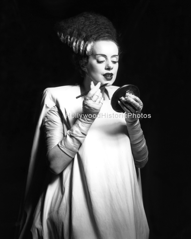 Elsa Lanchester 1935 Bride of Frankenstein.jpg